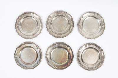 Lot 118 - A set of six George III silver plates