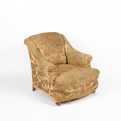 Lot 805 - An Edwardian upholstered armchair