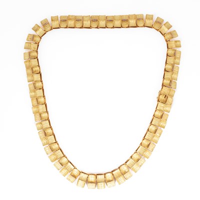 Lot 166 - An 18ct yellow gold necklace