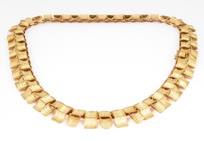 Lot 166 - An 18ct yellow gold necklace