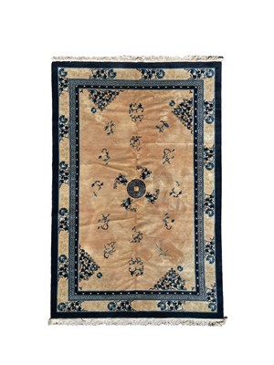 Lot 965 - A Chinese carpet
