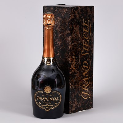 Lot 262 - Champagne: NV Laurent Perrier