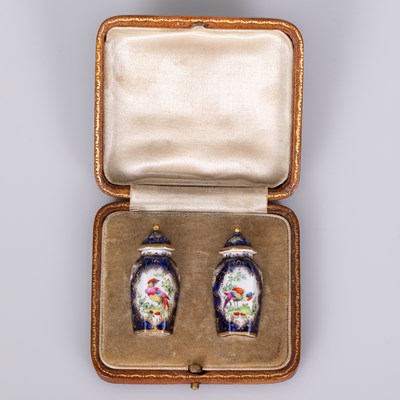 Lot 634 - Queen Mary's Dolls' House