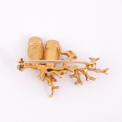 Lot 94 - A novelty 9ct gold brooch