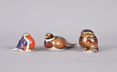 Lot 194 - Three Royal Crown Derby bird paperweights