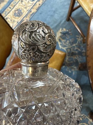 Lot 76 - A Victorian silver-mounted cut glass scent bottle