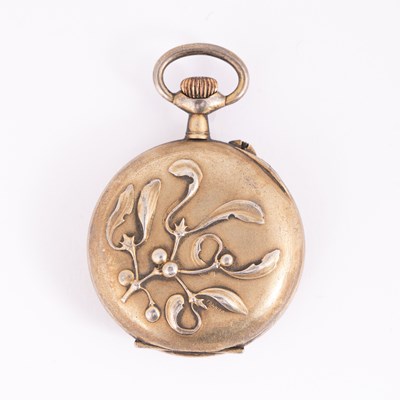 Lot 44 - A lady's gilt metal cased open-faced pocket watch
