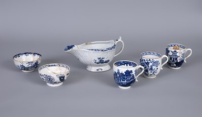 Lot 759 - Various Lowestoft blue and white wares