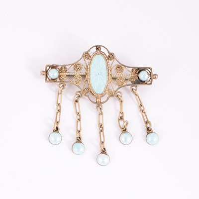 Lot 16 - A Norwegian Art Nouveau silver filigree and blue enamel brooch