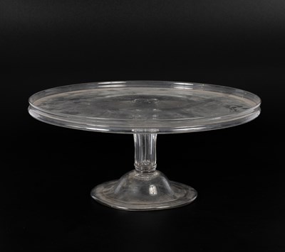Lot 132 - A Georgian glass tazza