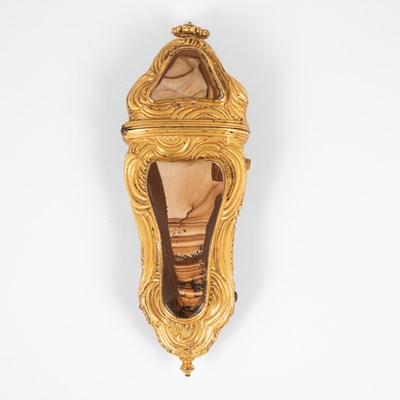 Lot 291 - A 19th Century gilt metal and agate etui