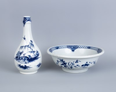Lot 779 - A Worcester blue and white water bottle and basin