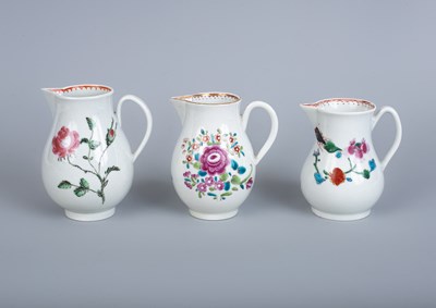 Lot 781 - Three Worcester polychrome sparrow-beak jugs