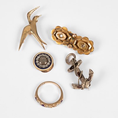 Lot 11 - A 19th Century diamond and enamel memorial clasp