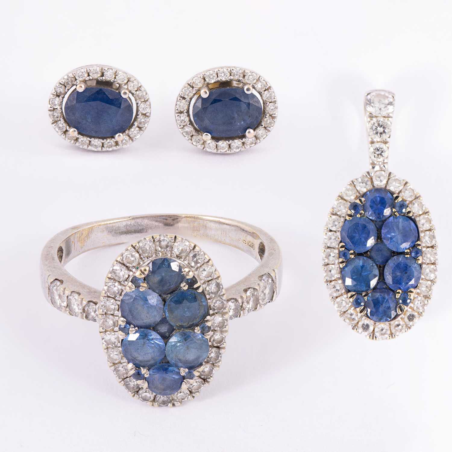Lot 18 - The Diamond Store 18K white gold, sapphire and diamond suite