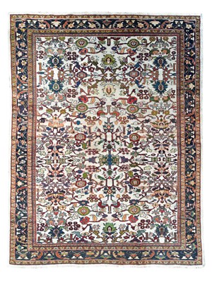 Lot 454 - A Mahal carpet