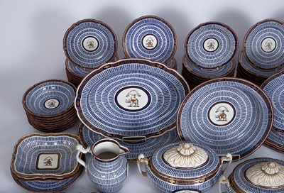 Lot 814 - An extensive Worcester dinner service