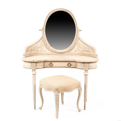 Lot 416 - A painted mirror-back dressing table