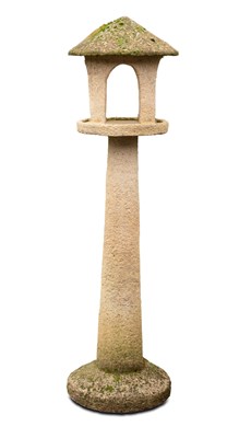 Lot 439 - A reconstituted Cotswold stone bird table