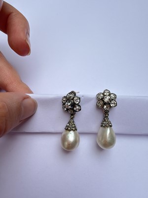 Lot 20 - A pair of 19th Century natural pearl and diamond drop earrings
