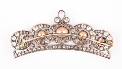 Lot 21 - The Harbour Lights: an early 19th Century multi-gem set hair ornament