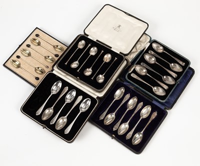 Lot 43 - A set of six silver gilt coffee spoons