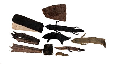 Lot 341 - A collection of furs