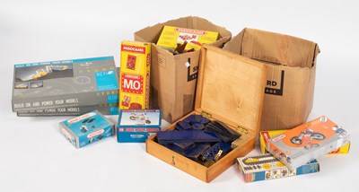 Lot 304 - A quantity of Meccano
