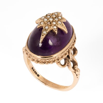 Lot 234 - A 9ct yellow gold amethyst and seed pearl ring