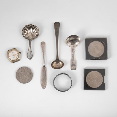 Lot 93 - A William IV silver caddy spoon