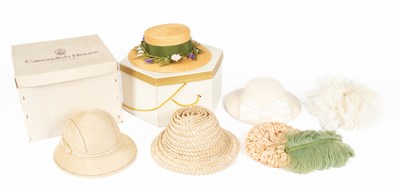 Lot 356 - Various vintage hats