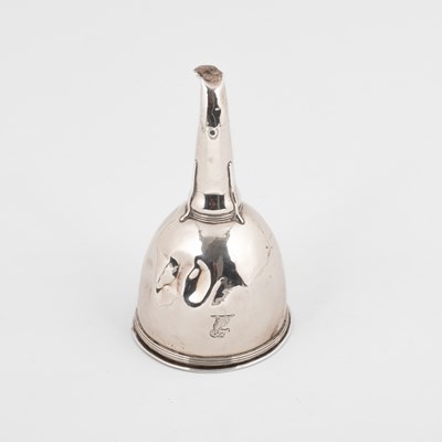 Lot 86 - A George III silver wine funnel