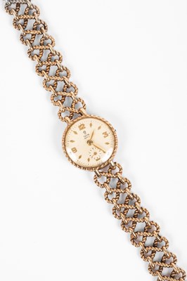 Lot 253 - A lady's 9ct gold cased Tudor Royal wristwatch