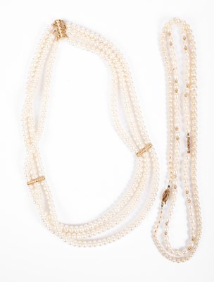 Lot 210 - A cultured pearl necklace