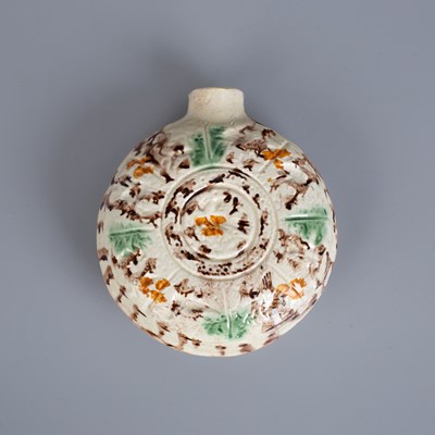 Lot 821 - An English pottery spirit flask