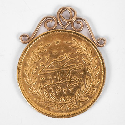 Lot 278 - An Ottoman (Mehmet V) gold 500 Kurush coin