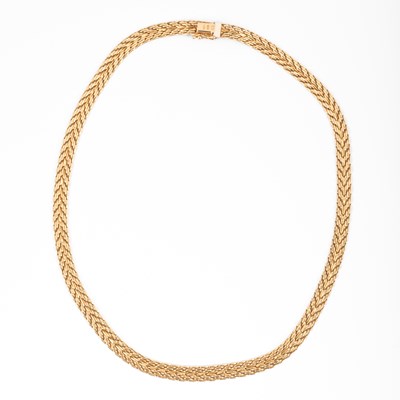 Lot 242 - An 18ct yellow gold necklace