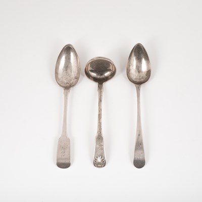 Lot 97 - Three pieces of Scottish provincial silver