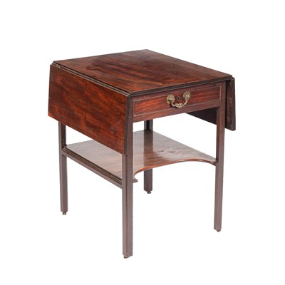 Lot 347 - A George III mahogany Pembroke table