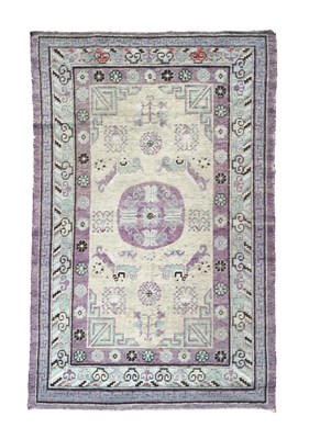 Lot 336 - A Khotan rug