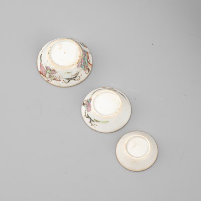 Lot 285 - A Chinese famille rose Mandarin pattern bowl
