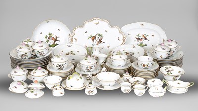 Lot 316 - A Herend Rothschild birds pattern part dinner and tea service