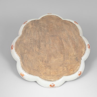 Lot 287 - A large Chinese famille rose platter