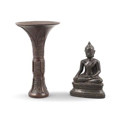 Lot 288 - A Chinese archaistic gu-shaped vase