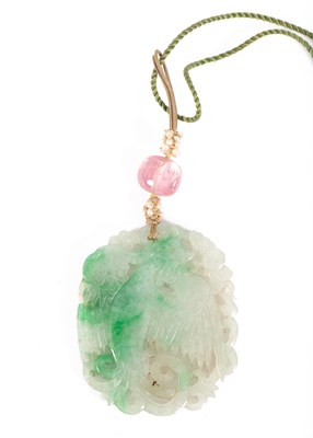 Lot 50 - A Chinese carved jade pendant