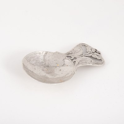 Lot 30 - An Arts & Crafts silver caddy spoon