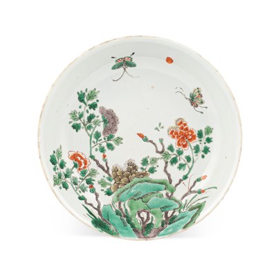 Lot 189 - A Chinese famille verte circular dish