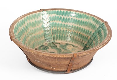 Lot 281 - A large 19th Century Spanish Fajalauza Lebrillo bowl