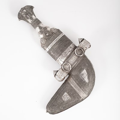 Lot 214 - A white metal khanjar