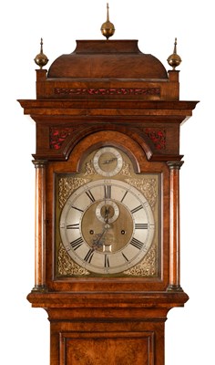 Lot 906 - An early 18th Century walnut cased longcase clock